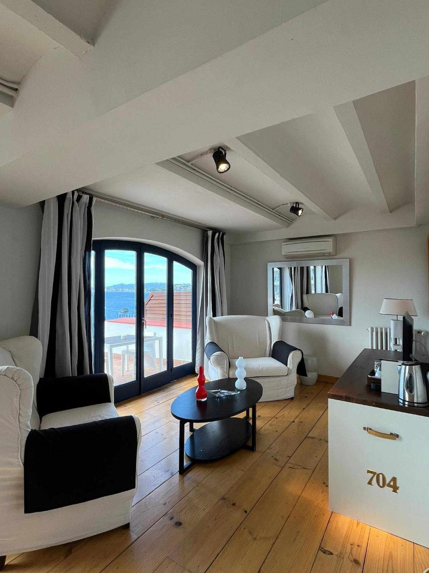 Hotel Trias Palamós Zewnętrze zdjęcie